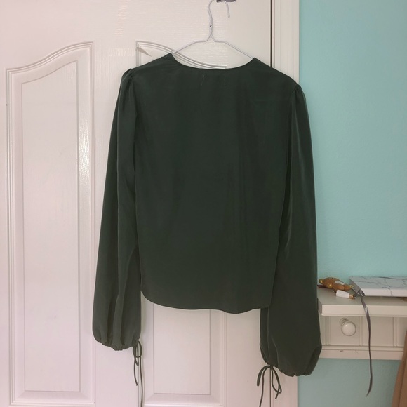 Urban Outfitters long puff sleeve cropped blouse - Picture 4 of 5